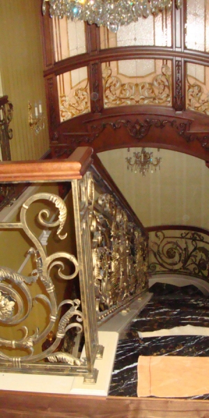 Мраморная лестница